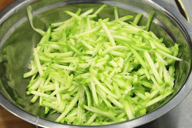 “頭伏餃子二伏面”，7月16入頭伏，具體吃啥餃子？老傳統(tǒng)別丟了