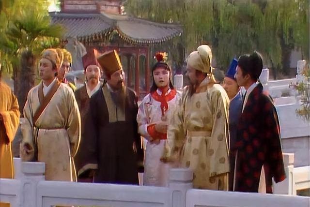 高考作文解讀：曹雪芹是取名大師，賈寶玉的沁芳為何是妙名
