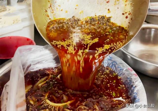 成都冒菜界的“天花板”，20年不掛招牌不起名，一天只賣3小時(shí)