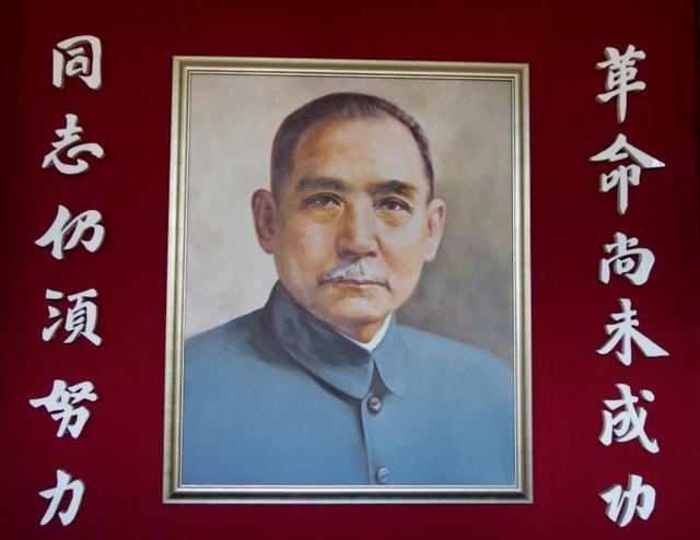925年孫中山病危，堅持睡地上還念叨有冰更好，宋慶齡都不知原因"