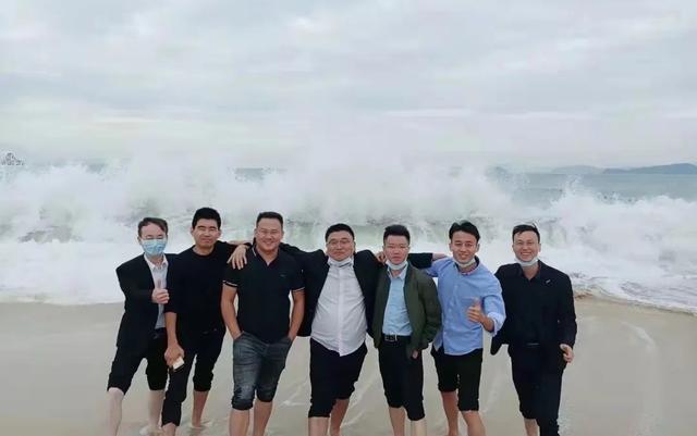 小白從0搭建萬人團(tuán)隊(duì)，只需這三步就夠了