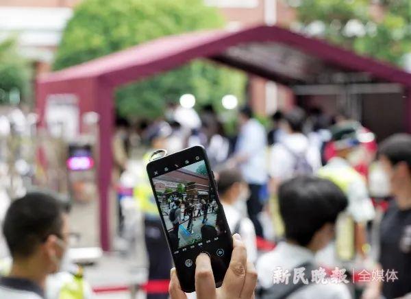 臨考前，這位考生所在的小區(qū)突然封控了……