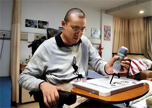 湯淼艱難的育女經(jīng)歷！為要孩子跑遍各大醫(yī)院，感嘆孩子來的不容易