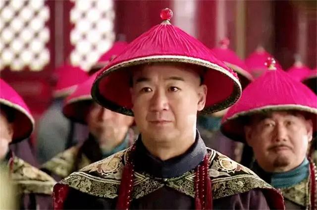 泰山上的“蟲二”二字，日本人苦心研究十年，卻被郭沫若一語道破