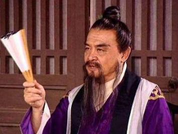 袁天罡給3人看相，預(yù)言他們必當(dāng)大官，3人走后袁天罡直嘆可惜