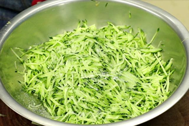 “頭伏餃子二伏面”，7月16入頭伏，具體吃啥餃子？老傳統(tǒng)別丟了