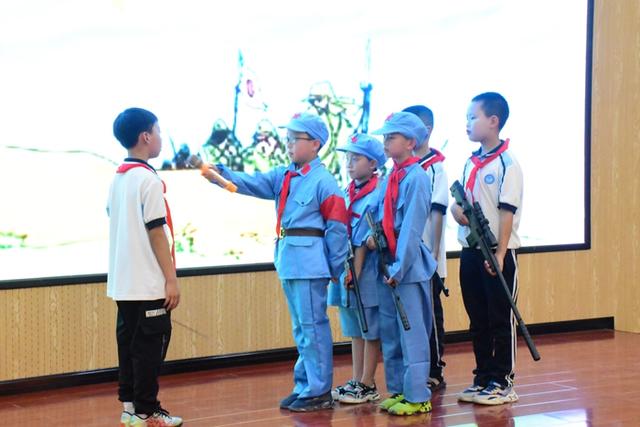安康高新區(qū)第四小學(xué)社團(tuán)展風(fēng)采