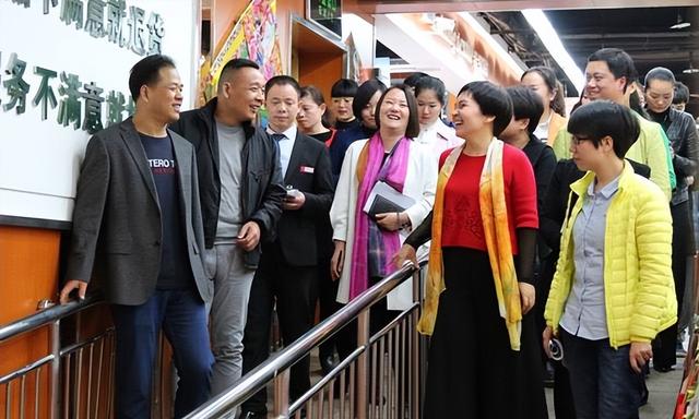 河南窮小子，逆襲成富豪，年入5000萬(wàn)，向汶川捐款1000萬(wàn)