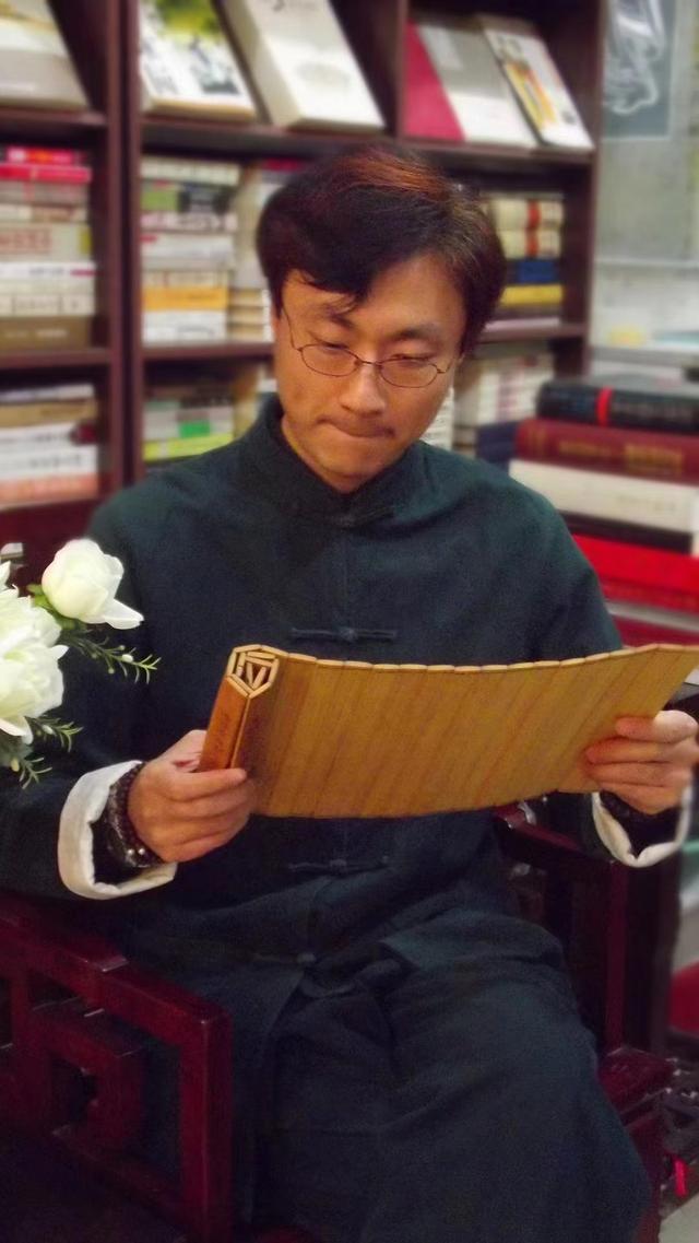 中華姓氏研究院院長馮志亮談解析魏姓三大來源：隗姓、姬姓、羋姓