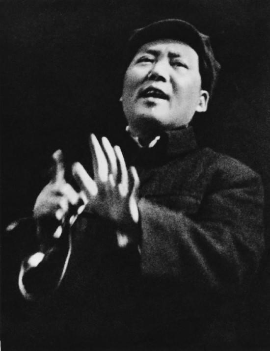十大元帥之首朱老總，在授銜時編號卻是“004”，那么“001”是誰