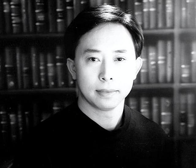 趙力平多次拒絕朱德兒子求愛(ài)，賀龍問(wèn)其原因，趙力平：他家官太大
