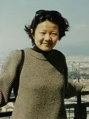 名門痞女洪晃：豪言女人要睡五個男人才夠本，如今已有四次婚姻