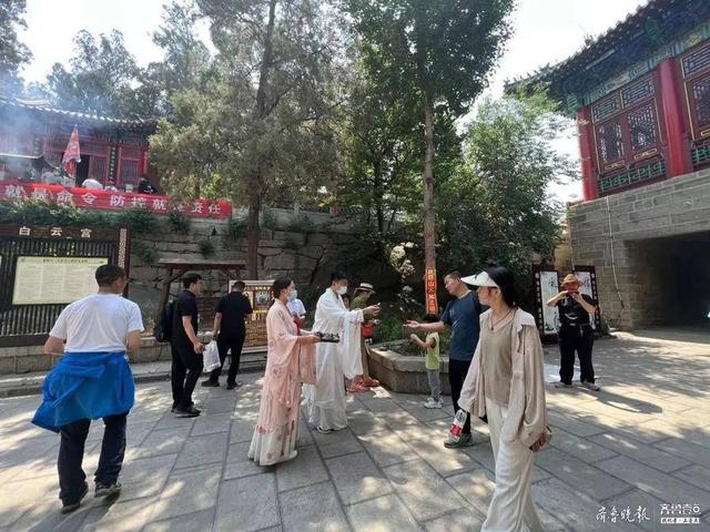 “嶧”舉高“粽”等，嶧山風景區(qū)“粽”情歡歌