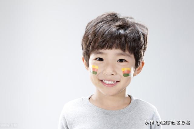 楚辭中走出來的寶寶小名，古風又文雅，一聽就覺得很有文化內(nèi)涵