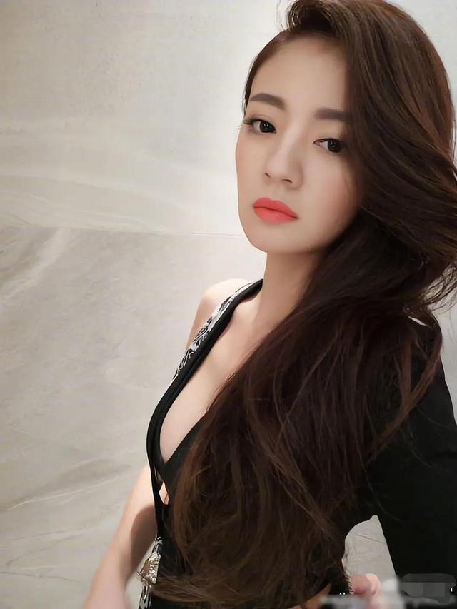 美女明星-安以軒
