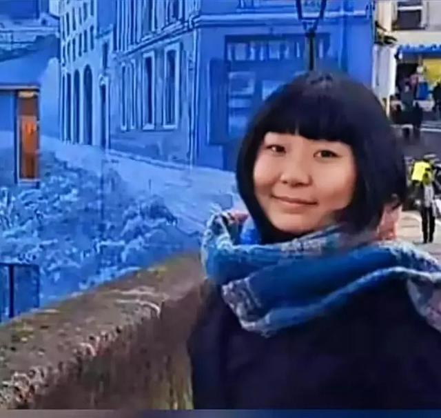 美國CNN為毒教材喊冤，旅居德國的畫家萬昱汐崇洋媚外