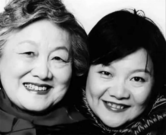 名門痞女洪晃：豪言女人要睡五個男人才夠本，如今已有四次婚姻