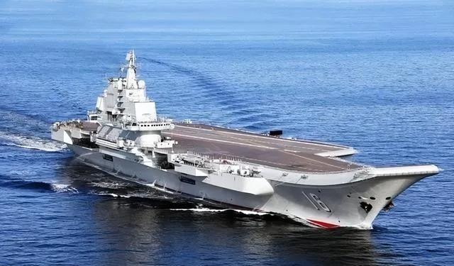 03航母冠名大戰(zhàn)一觸即發(fā)，網(wǎng)友們吵翻了，海軍命名規(guī)則了解一下"