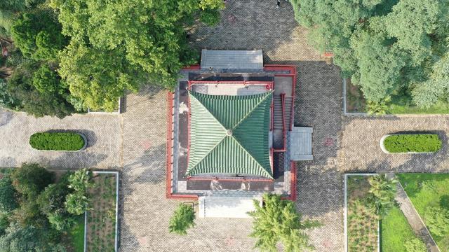 詩經(jīng)里面適合男孩取名的字山玉？詩經(jīng)中帶玉字的名字！