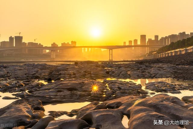 渝字取名寓意五行屬？渝字五行屬什么,有什么意思！
