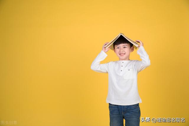 曜字取名寓意(女孩)？曜字女孩名字！