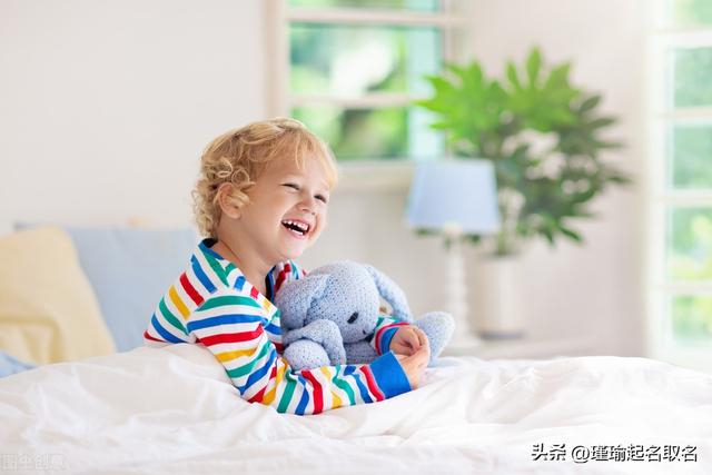 愉字的五行屬性是什么意思和含義？愉字的五行屬性是什么意思怎么讀！