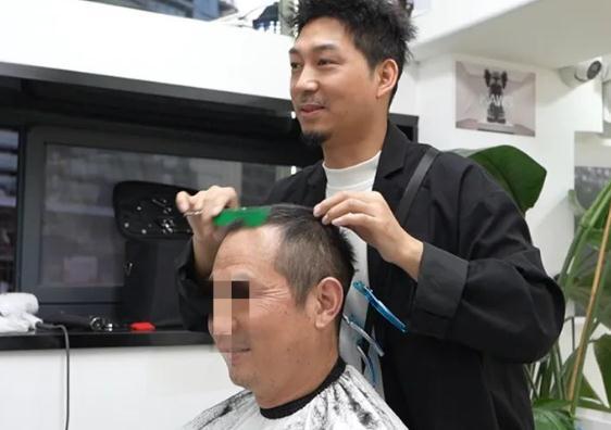 醒目的醒是什么意思最恰當(dāng)?shù)囊馑?？醒目的醒什么意思是什么? src=