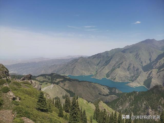 聚財三個字公司名字？四個字聚財?shù)墓久郑? src=