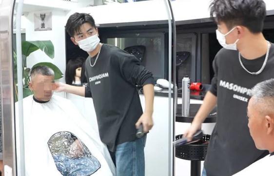 醒目的醒是什么意思最恰當(dāng)?shù)囊馑?？醒目的醒什么意思是什么? src=