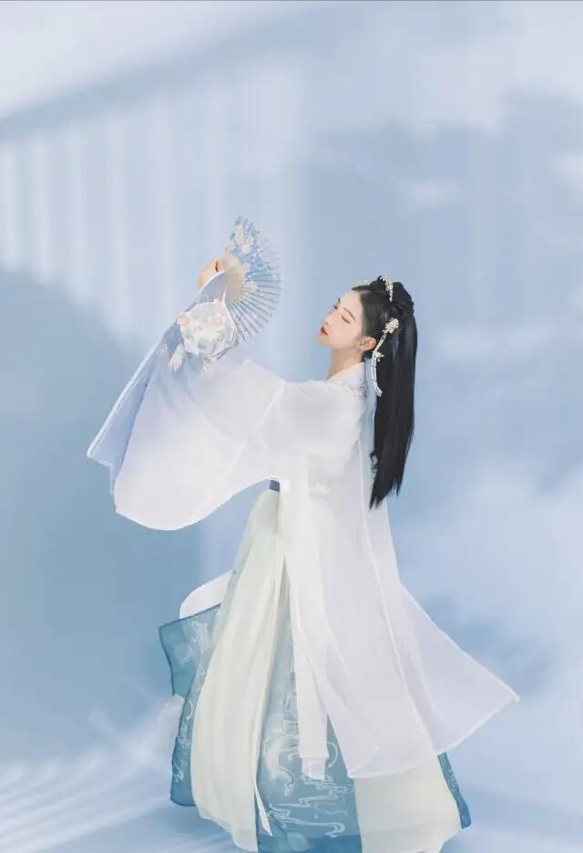 泱字取名寓意女孩？泱字取名寓意女孩子！