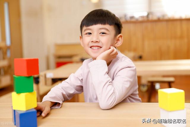 起名字大全免費(fèi)2023年男孩？起名字大全免費(fèi)2023年女孩！