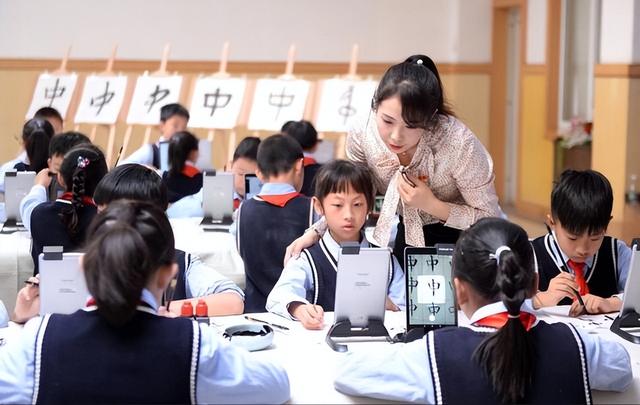真正的免費(fèi)起名網(wǎng)？取名字大全免費(fèi)查詢！