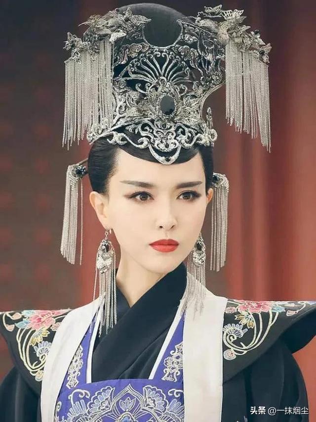 馮姓女孩取名100分，馮姓女孩取名100分雞年
