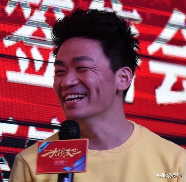 二字大寫怎么寫拼音，二字加一筆